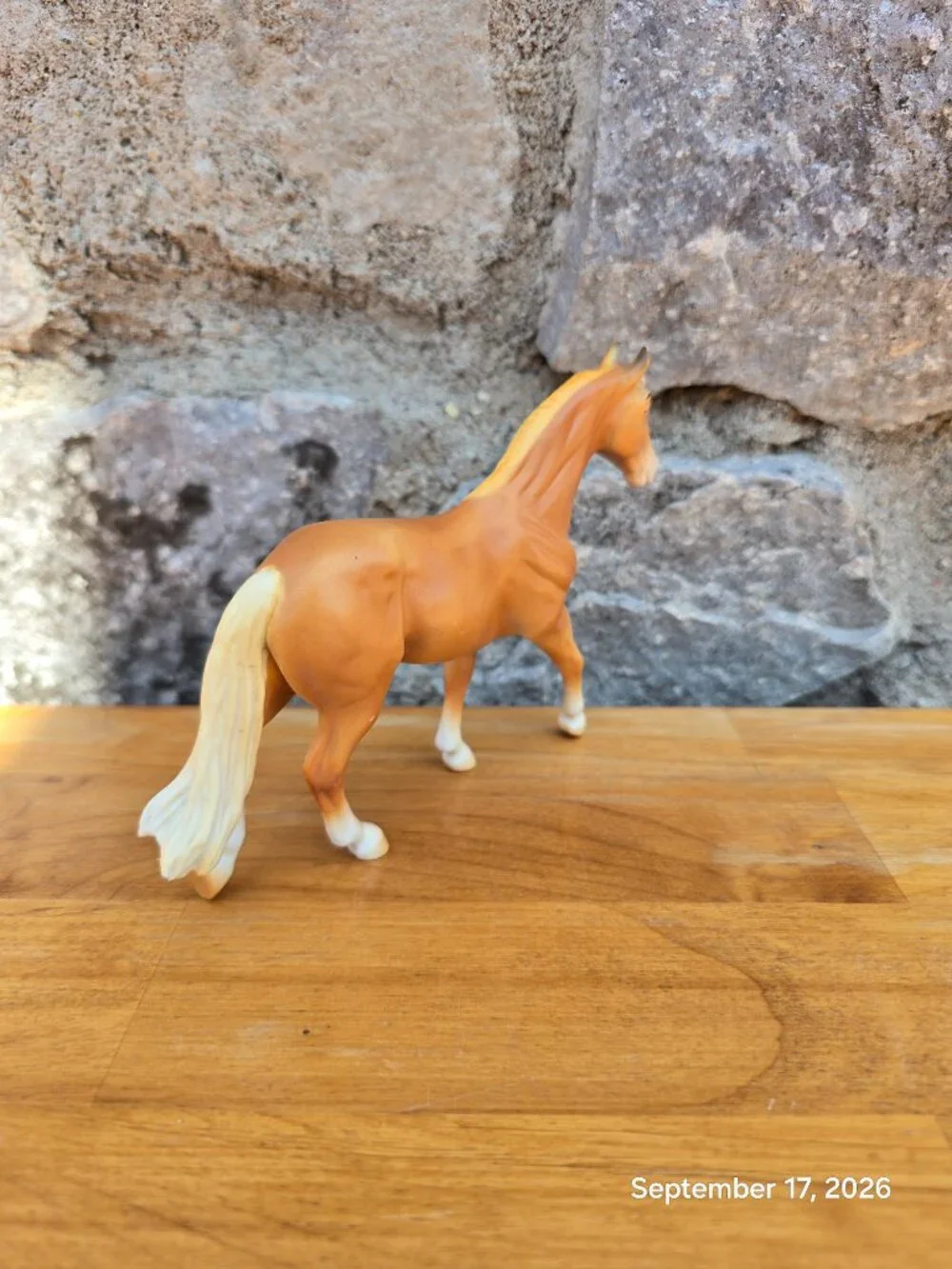 Breyer Spirit Riding Free Chica Linda (9235) 1:24 Paddock Pal / Little Bit Scale